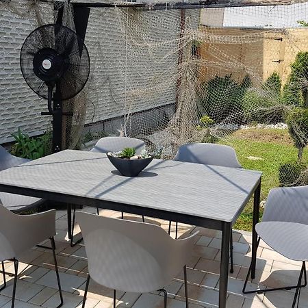 Apartment Plaza ----Wallbox 11Kw 16A ----- Private Spa- Jacuzzi, Infrared Sauna, Luxury Massage Chair, Parking, Entry With Pin 0 - 24H, Free Cancellation 24 Hours Before Check In สลาวอนสกีบรอด ภายนอก รูปภาพ